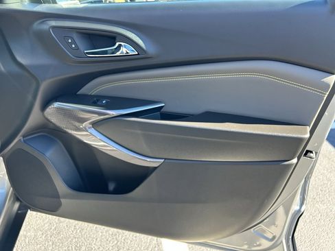 New 2026 Chevrolet Trax ACTIV w/ Sunroof Package image 25