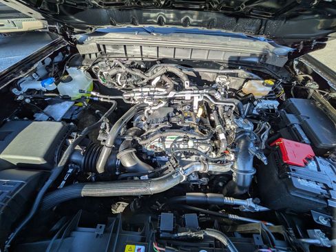 New 2025 Ford Bronco Outer Banks image 11