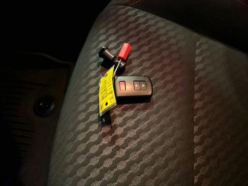 Used 2023 Toyota Tacoma SR5 w/ Technology Package image 14