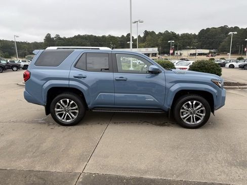 New 2025 Toyota 4Runner Limited image 5