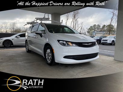 Used 2022 Chrysler Voyager LX