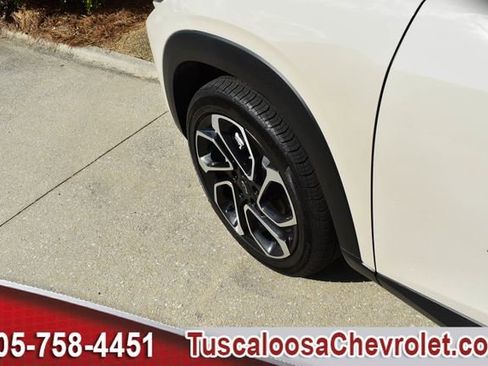 Used 2026 Chevrolet Trax RS w/ Sunroof Package image 15