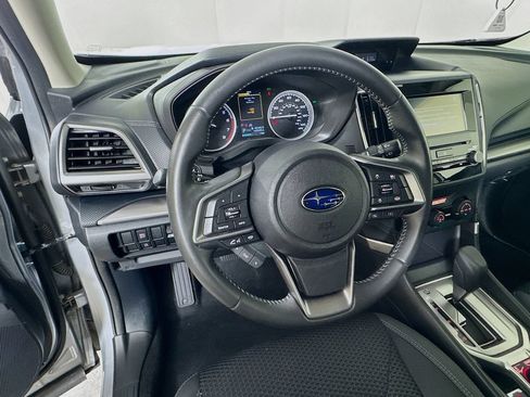 Used 2023 Subaru Forester Premium AWD/4WD image 11