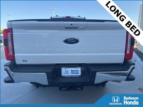 Used 2023 Ford F250 Lariat w/ FX4 Off-Road Package image 9