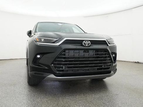 New 2026 Toyota Grand Highlander Limited image 70