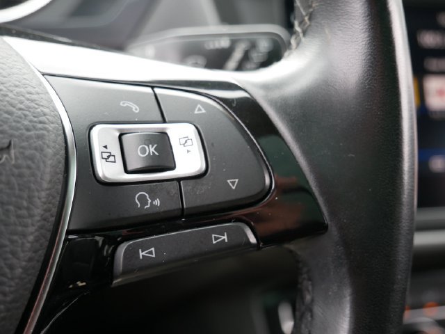 Used 2018 Volkswagen Tiguan SE w/ Panoramic Sunroof Package AWD/4WD image 25