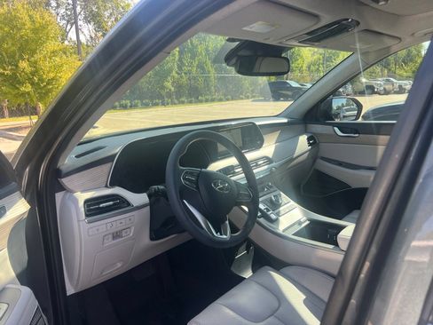 Used 2022 Hyundai Palisade Limited FWD image 26