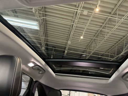 Used 2023 Ford Escape Platinum w/ Premium Technology Package image 28