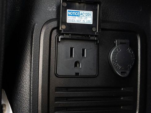 Used 2021 Toyota 4Runner SR5 image 36