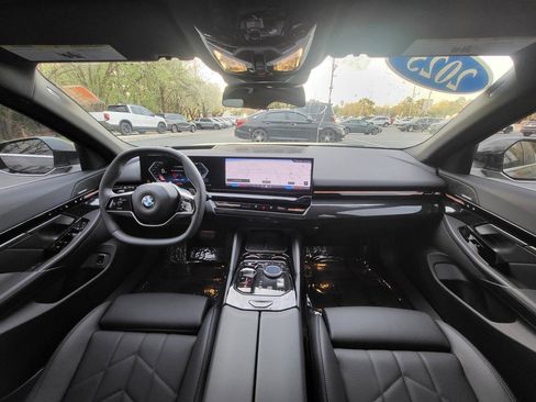 Used 2026 BMW 530i image 15