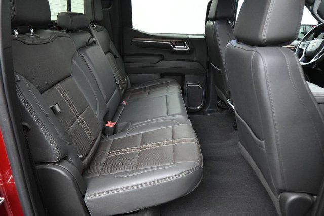 Used 2023 Chevrolet Silverado 1500 High Country w/ High Country Premium Package AWD/4WD image 22