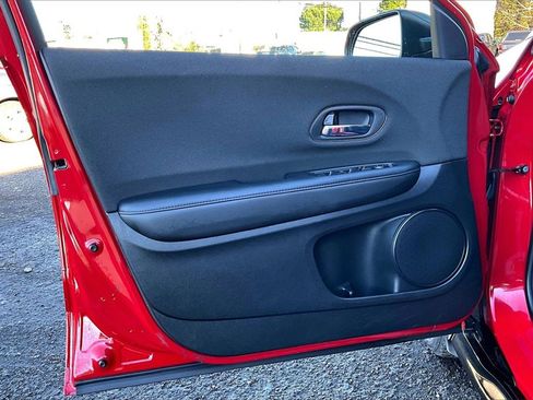 Used 2022 Honda HR-V Sport image 22