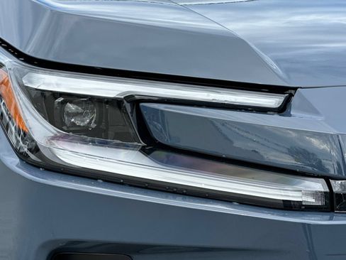 New 2026 Toyota RAV4 Limited AWD/4WD image 32