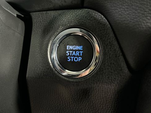 Used 2022 Toyota RAV4 XLE Premium image 35