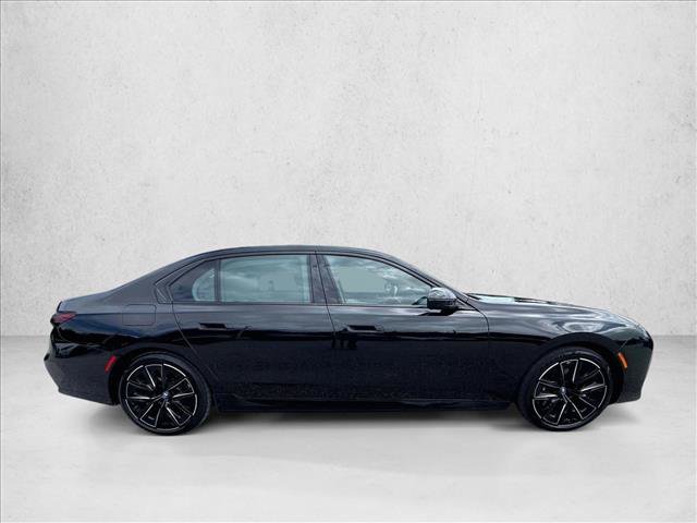 Certified 2023 BMW i7 xDrive60 AWD/4WD image 5