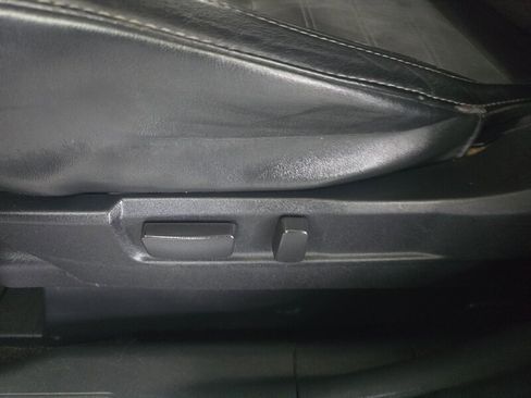 Used 2019 Mitsubishi Outlander SE image 20