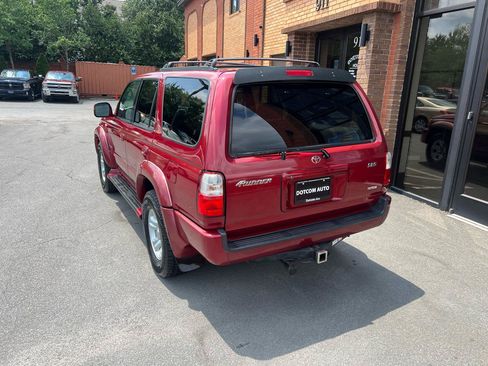 Used 2002 Toyota 4Runner SR5 RWD image 5