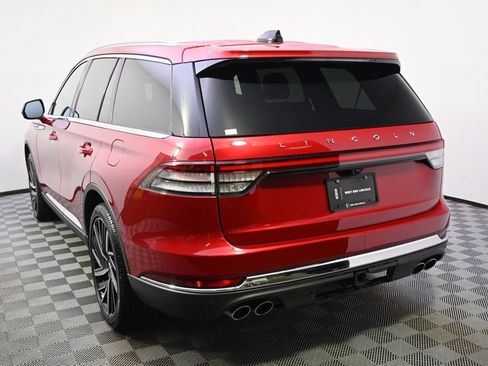 Used 2025 Lincoln Aviator Reserve w/ Equipment Group 201A AWD/4WD image 4