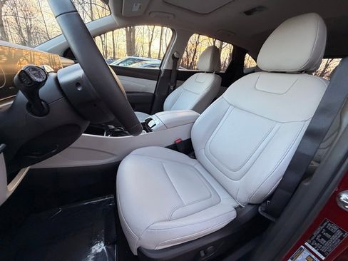 Certified 2025 Hyundai Tucson SEL image 17