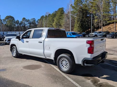 Used 2022 Chevrolet Silverado 1500 W/T w/ WT Value Package image 3