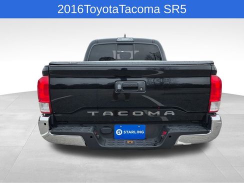 Used 2016 Toyota Tacoma SR5 image 8