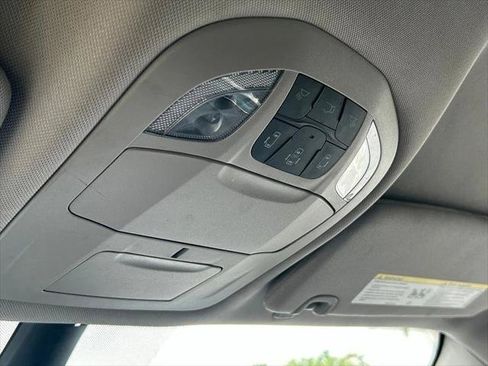 Certified 2023 Chrysler Pacifica Touring-L FWD image 27