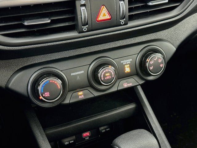 Certified 2023 Kia Forte LXS w/ LXS Technology Package FWD image 15