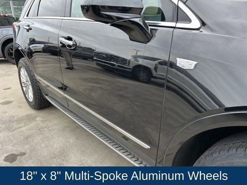 Used 2017 Cadillac XT5 FWD image 9