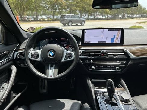 Used 2023 BMW 530i xDrive w/ M Sport Package AWD/4WD image 19