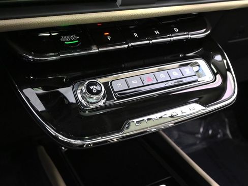 New 2026 Lincoln Corsair Reserve w/ Jet Appearance Package AWD/4WD image 31