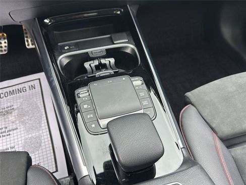 Used 2023 Mercedes-Benz GLA 250 4MATIC image 20