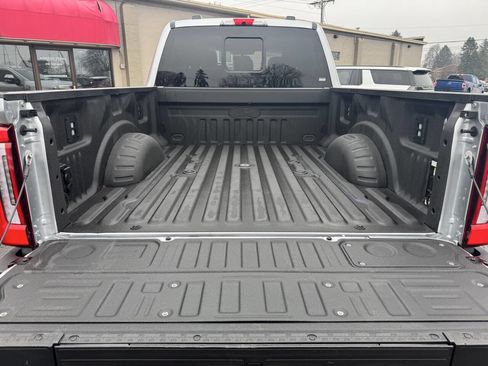 Used 2024 Ford F350 Platinum image 15