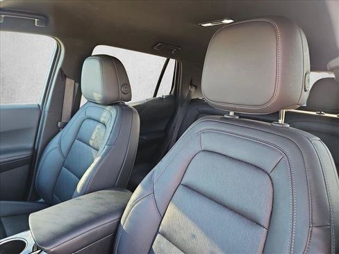 Used 2025 Chevrolet Equinox LT w/ Convenience Package II FWD image 13