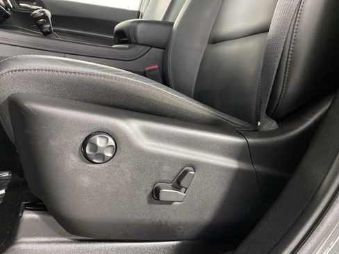 Used 2022 Dodge Durango GT image 19