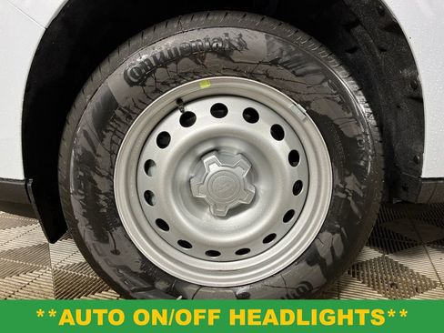 New 2026 Ford Maverick XL image 12