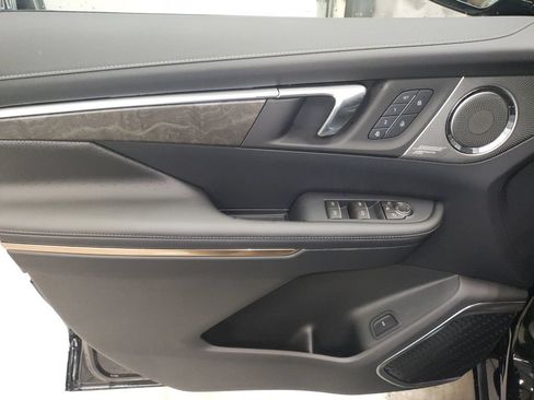 New 2026 Buick Enclave Avenir w/ Super Cruise Package FWD image 26