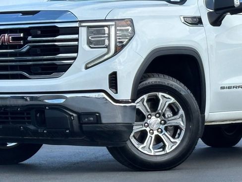 Used 2025 GMC Sierra 1500 SLT AWD/4WD image 2