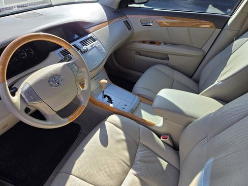 Used 2005 Toyota Avalon XL image 20