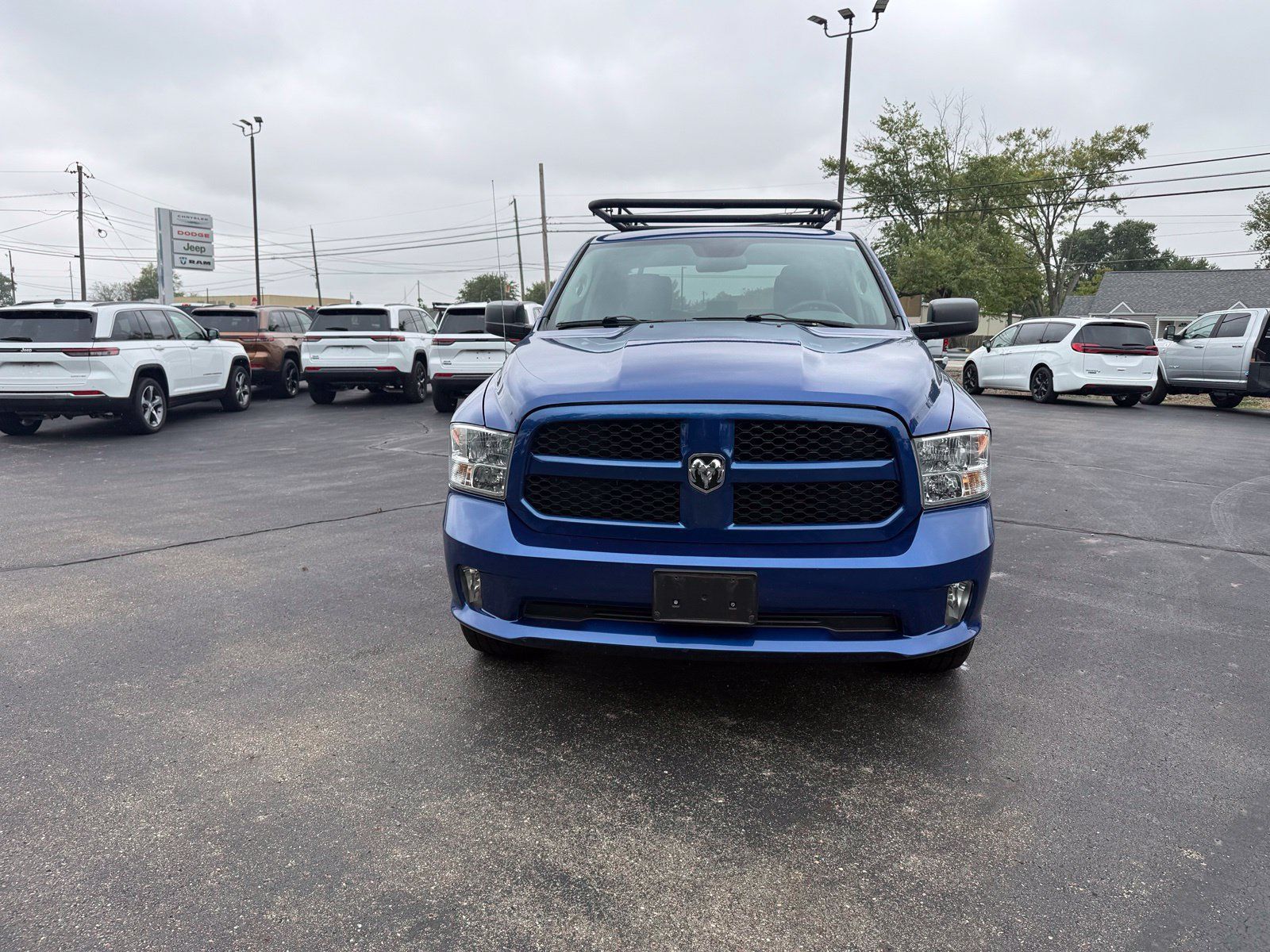 Used 2015 RAM 1500 Express AWD/4WD image 2