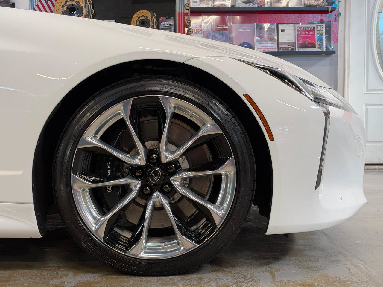 Used 2019 Lexus LC 500 Coupe w/ Touring Package RWD image 13