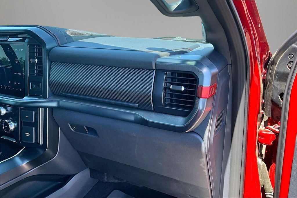 Used 2025 Ford F150 Raptor AWD/4WD image 27