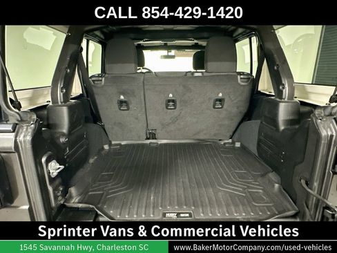 Used 2022 Jeep Wrangler Unlimited Sport AWD/4WD image 25