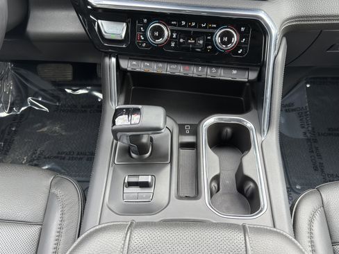 Used 2023 GMC Sierra 1500 Denali w/ Technology Package image 41