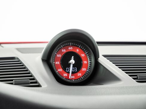 Certified 2024 Porsche 911 Carrera T RWD image 17