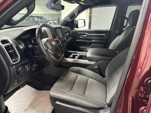 Used 2021 RAM 1500 Big Horn AWD/4WD image 12
