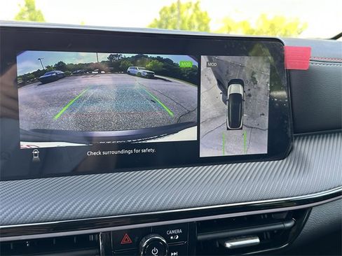 New 2025 Nissan Kicks SR image 23