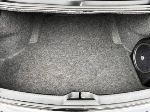 Used 2023 Chrysler 300 Touring L w/ Popular Equipment Group image 30