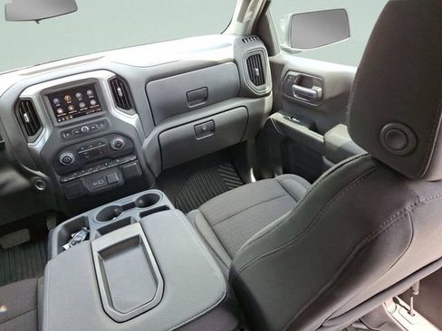 Used 2024 Chevrolet Silverado 1500 Custom Trail Boss AWD/4WD image 18