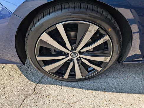 Used 2020 Nissan Altima 2.5 SR FWD image 26