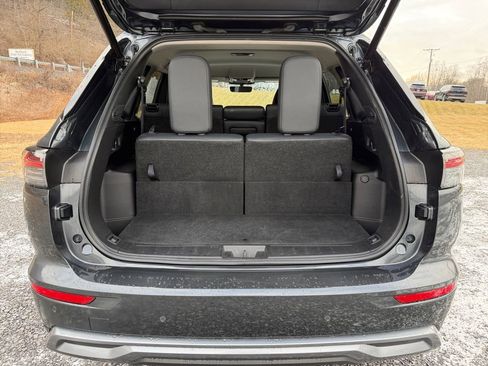 Used 2025 Mitsubishi Outlander SE image 26